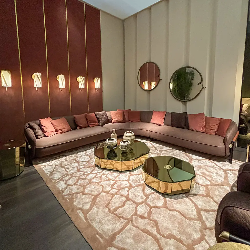 Roberto Cavali Home